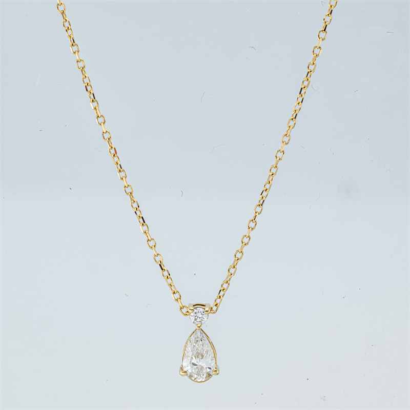 Solitaire mit Besatz Collier
