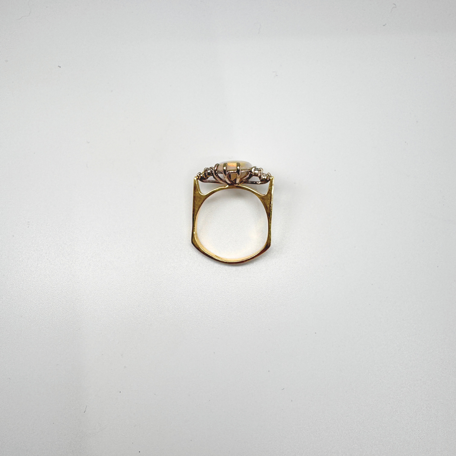 Pre Owned Opalring aus 585 Gelbgold/Weißgold mit ca.0,18ct Brillanten