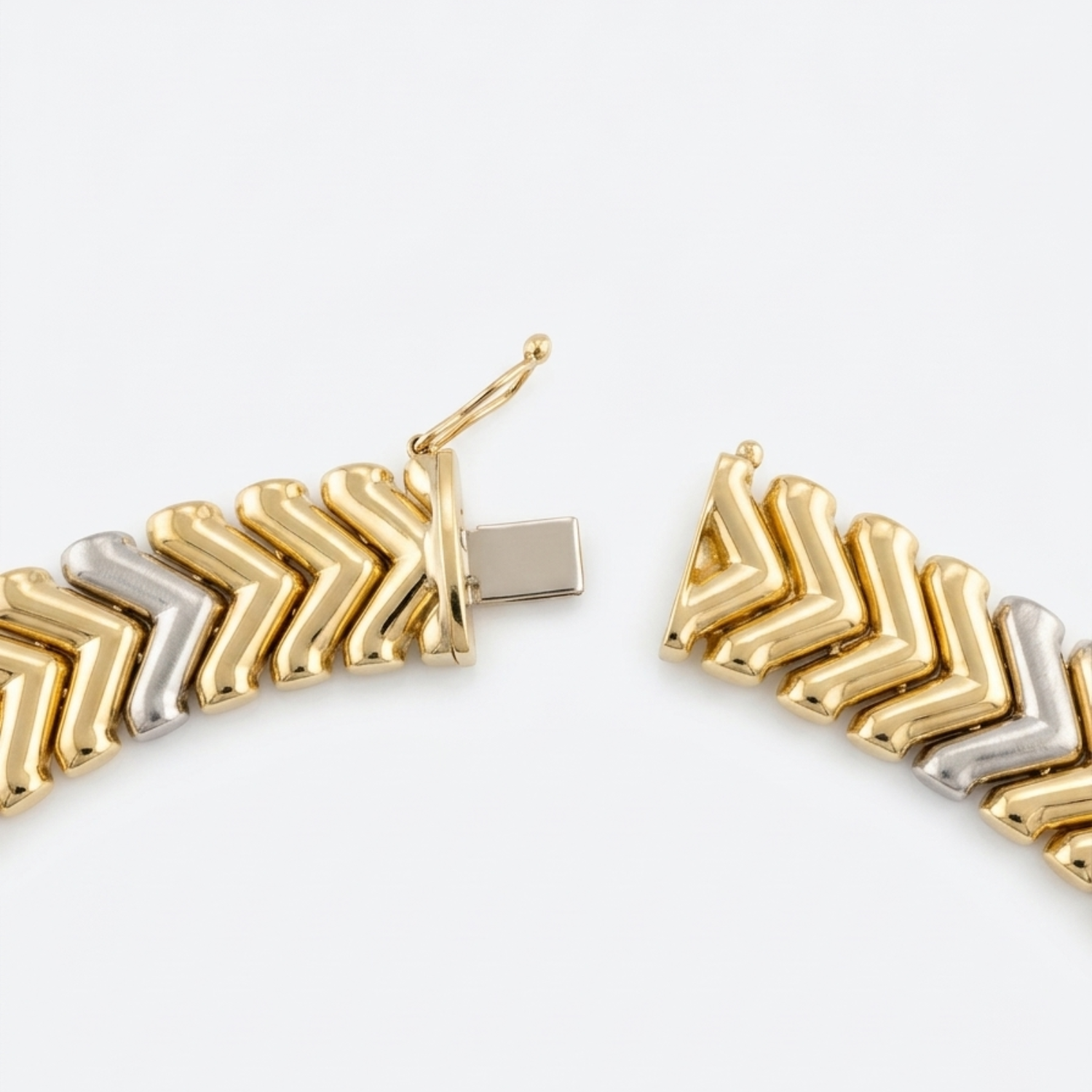 Pre Owned QUADRI Bicolor-Collier Chevron aus 750 Gelbgold/Weißgold