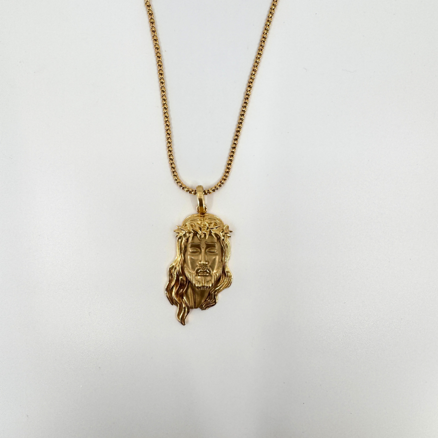 Pre Owned Collier mit Jesus- Anhänger 18 Karat Gelbgold