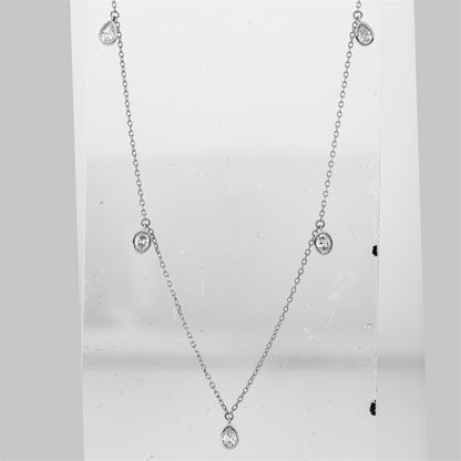 Modern Woman Collier