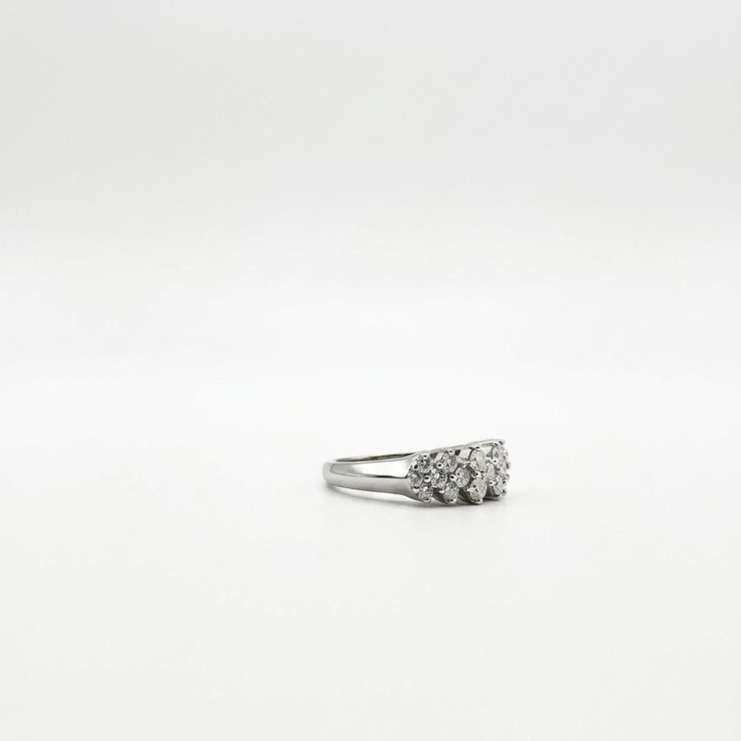 Pre Owned Ring aus 14 Karat Weißgold mit  ca.0,70ct Brillanten