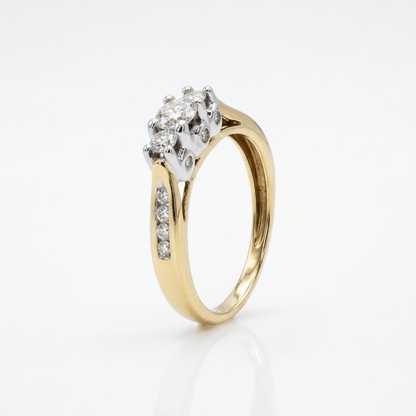 Pre Owned Trilogy Brillant Ring Bi-Color Design aus 585 Gelbgold&amp;Weißgold