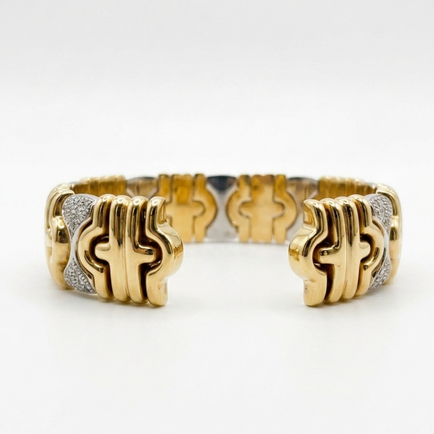 Pre Owned Bicolor Armreif aus 18 Karat mit ca.0,84ct Brillanten
