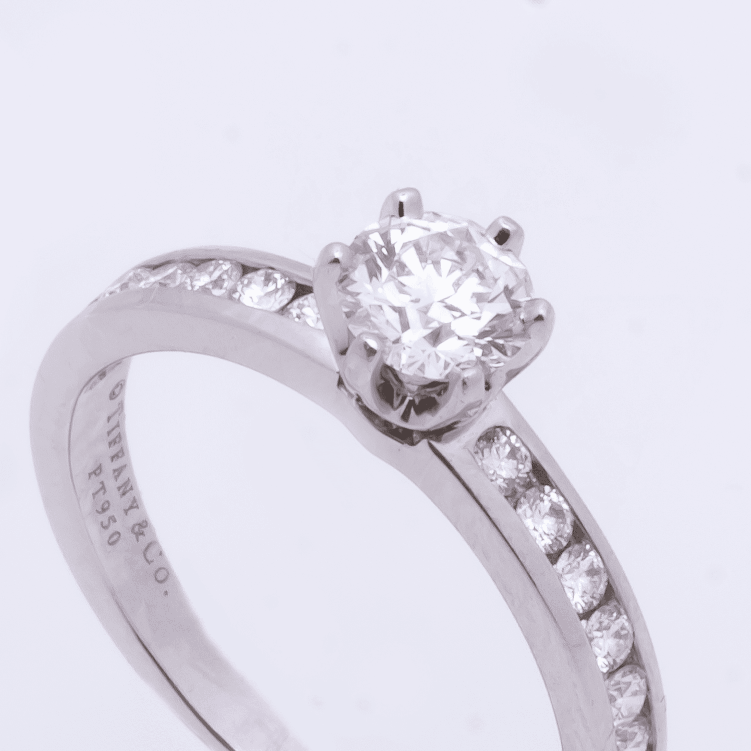 Pre Owned Tiffany&amp;Co Ring 950 Platin, Mittelstein Brillant
