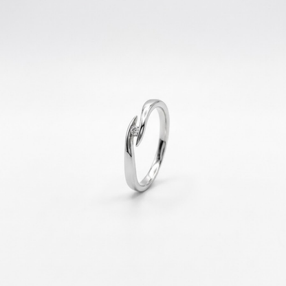 Pre Owned Ring aus 585 Weißgold mit einem Brillanten 0,03ct