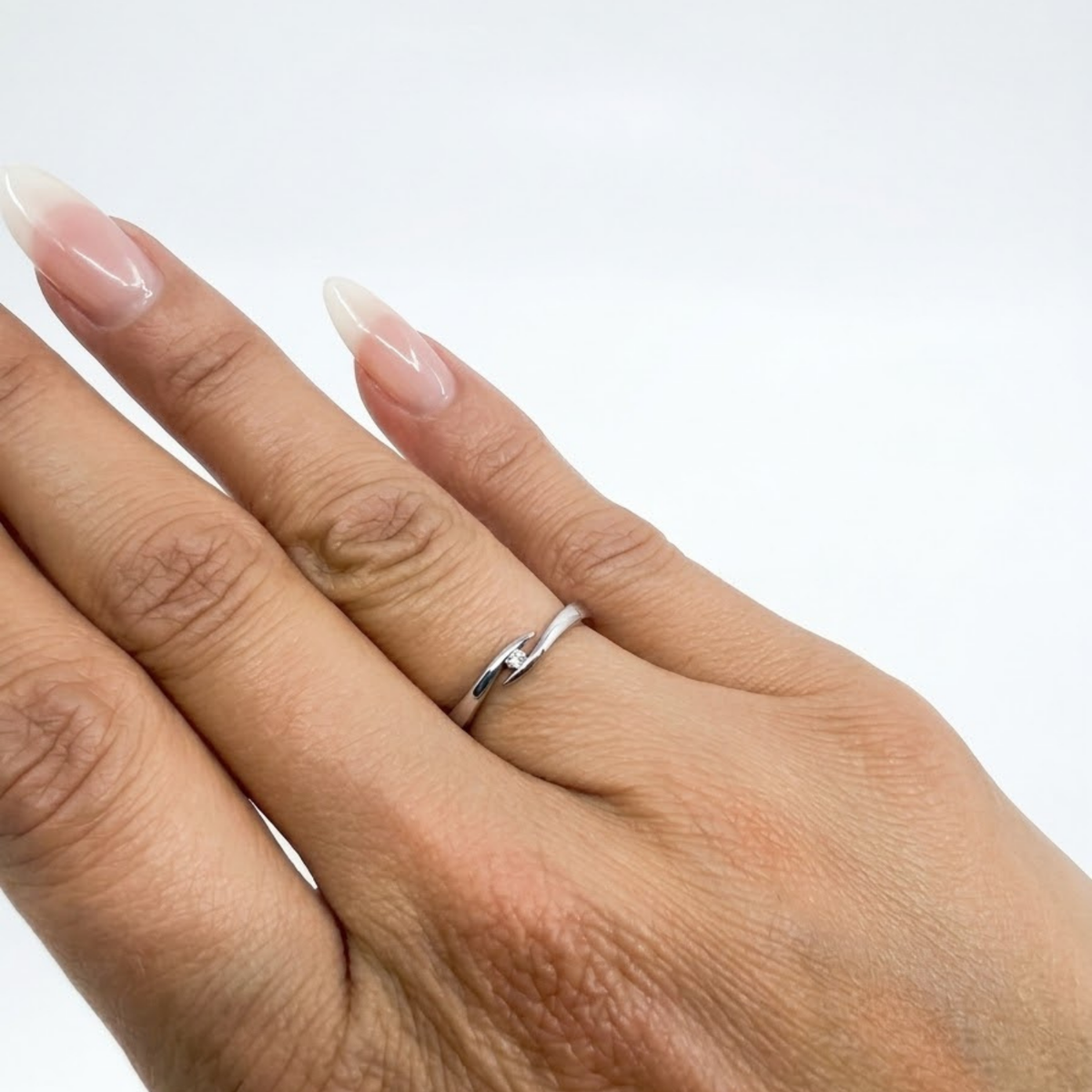 Pre Owned Ring aus 585 Weißgold mit einem Brillanten 0,03ct