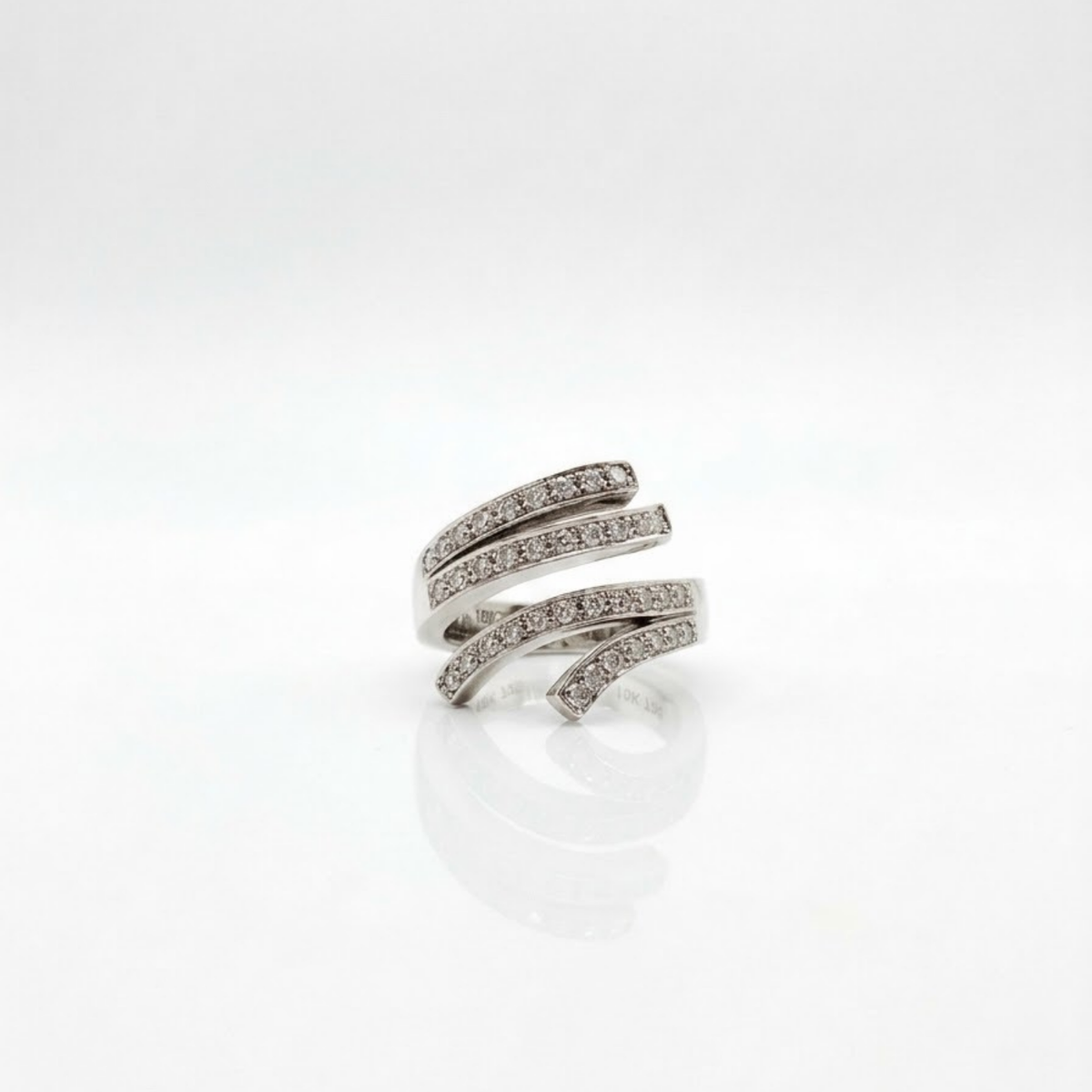 Pre Owned Ring aus 585 Weißgold mit Zirkonia