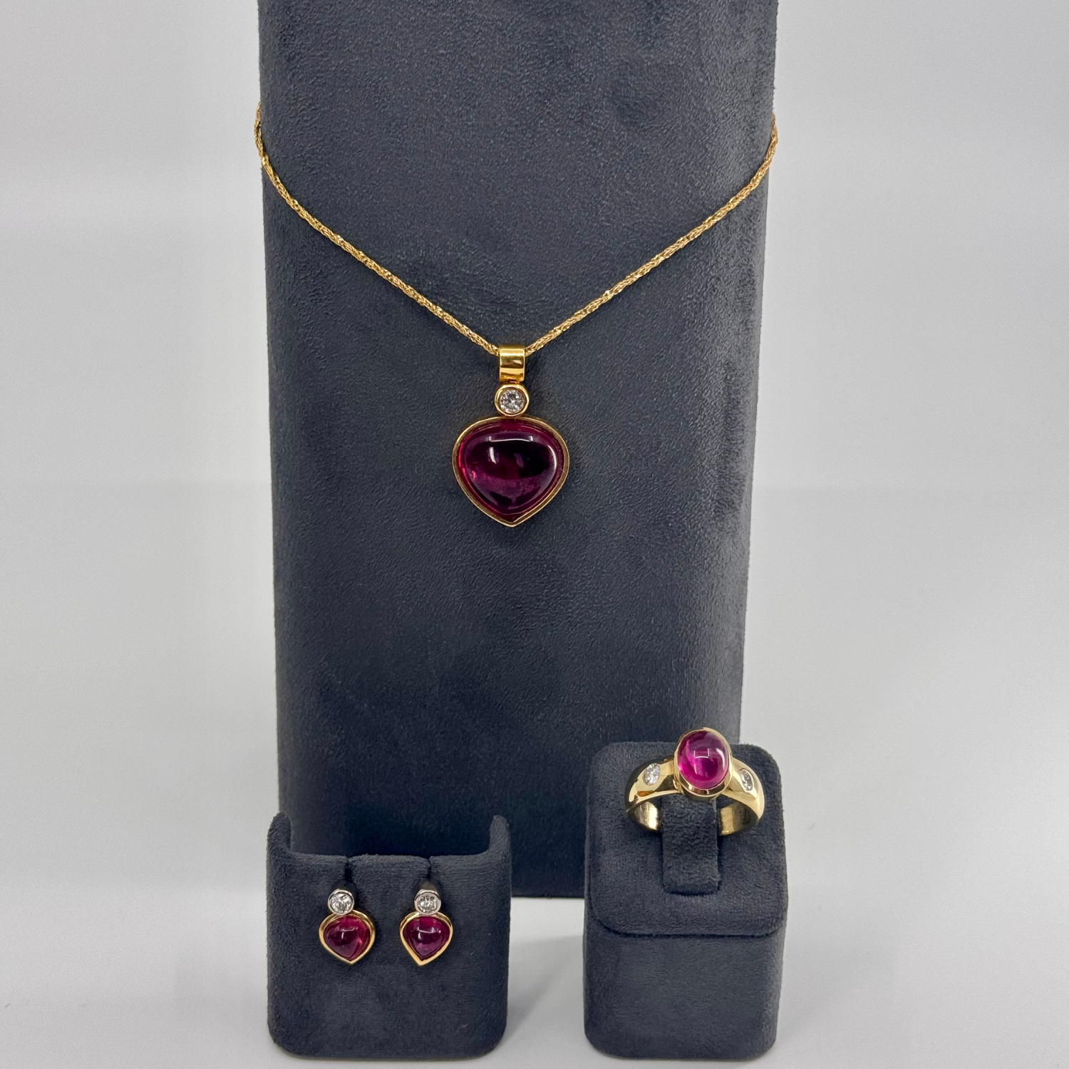 Pre Owned - Exklusives Schmuckset mit Rubinen &amp; Brillanten
