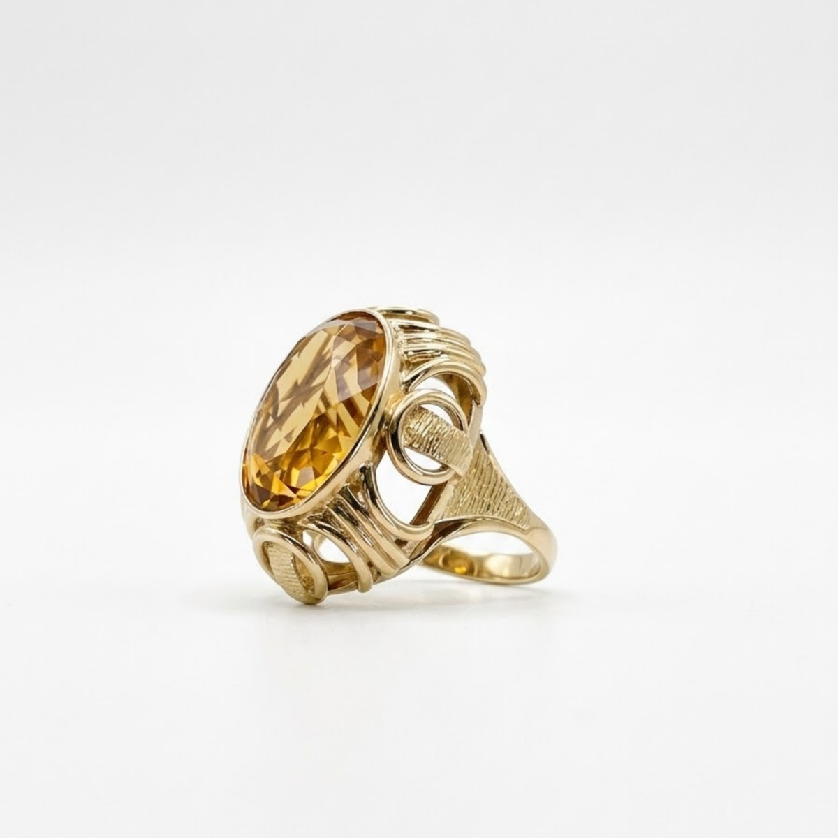 Pre Owned Cocktailring mit Citrin aus 585 Gelbgold